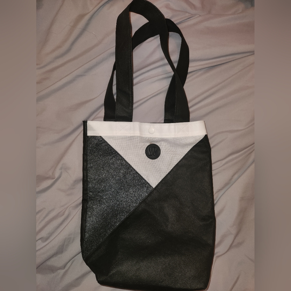 LULULEMON Reusable Tricolored Tote.